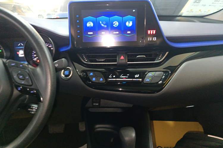 Used Toyota C-HR 2021 2.0L Comfort Edition Audio And AC Panel