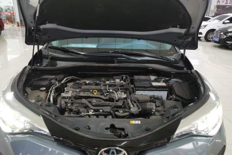 Used Toyota C-HR 2021 2.0L Comfort Edition Engine Bay