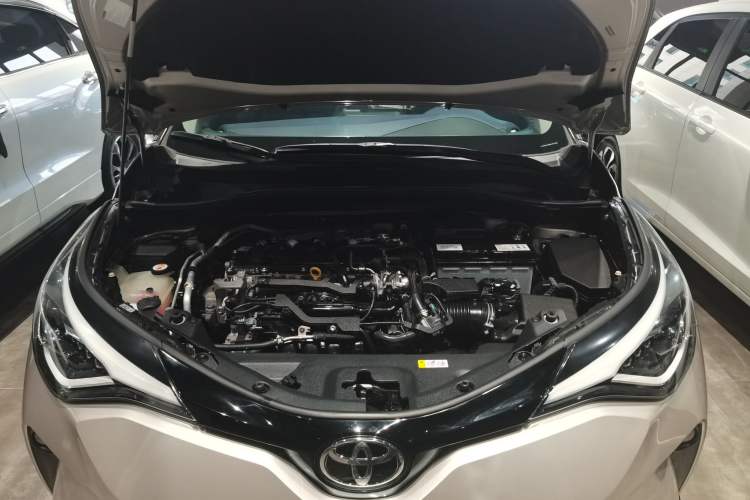 Used Toyota C-HR 2021 2.0L Luxury Edition Engine Bay