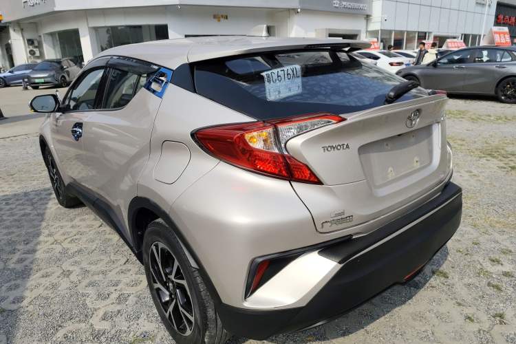 Used Toyota C-HR 2021 2.0L Comfort Edition Exterior 2