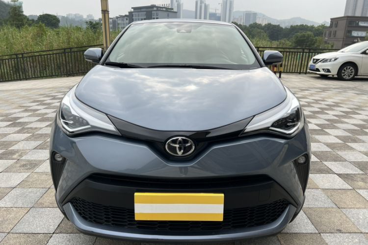 Used Toyota C-HR 2021 2.0L Luxury Edition Exterior 3