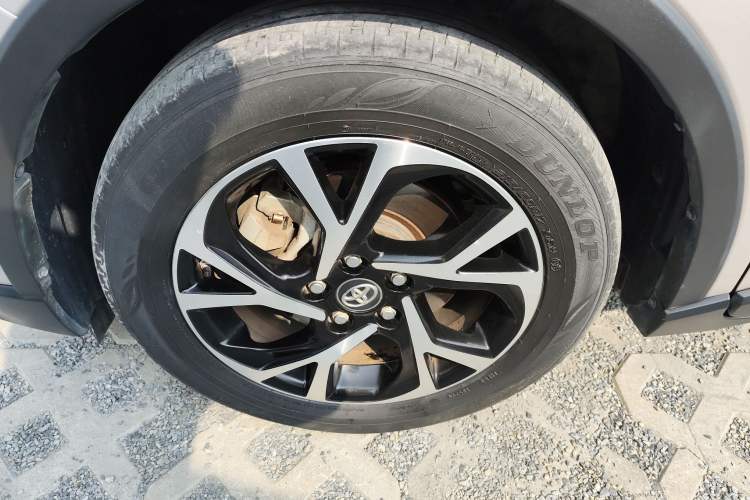 Used Toyota C-HR 2021 2.0L Comfort Edition Exterior 4