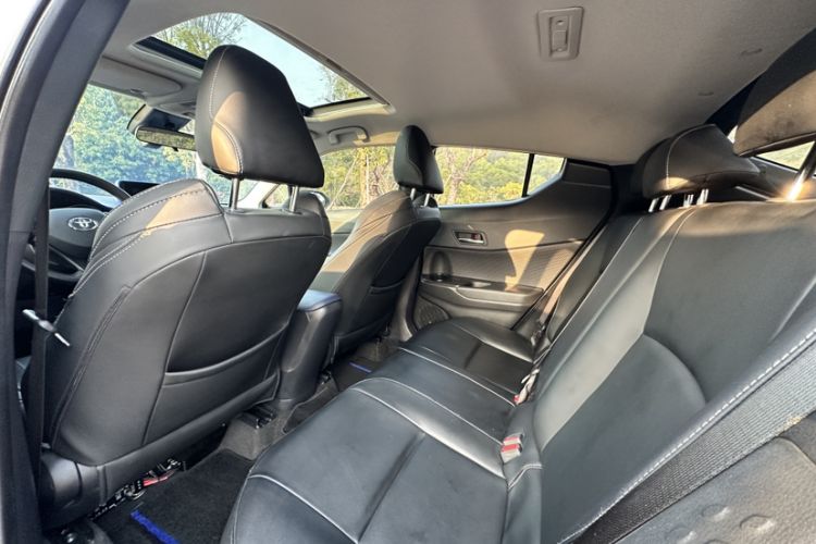 Used Toyota C-HR 2021 2.0L Comfort Edition Exterior 6