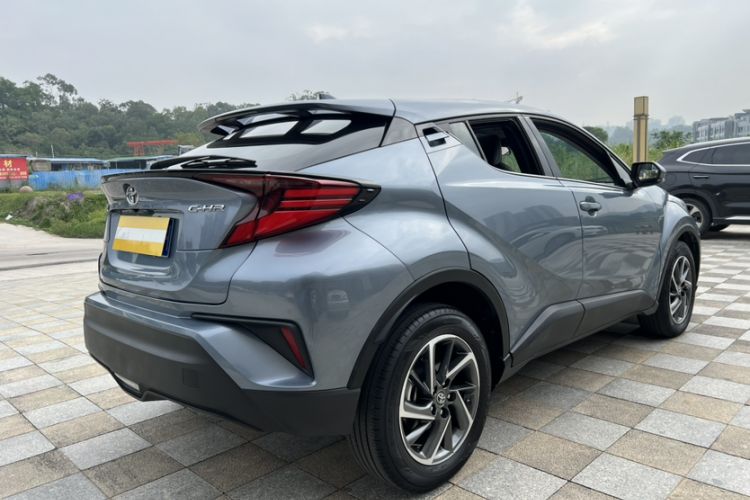 Used Toyota C-HR 2021 2.0L Luxury Edition Exterior 7