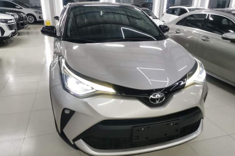 Used Toyota C-HR 2021 2.0L Luxury Edition Front