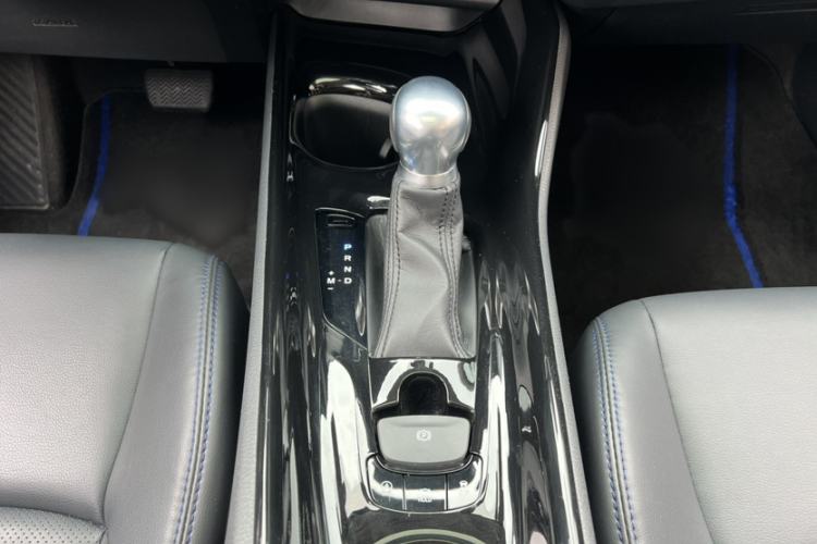 Used Toyota C-HR 2021 2.0L Luxury Edition Gear Lever