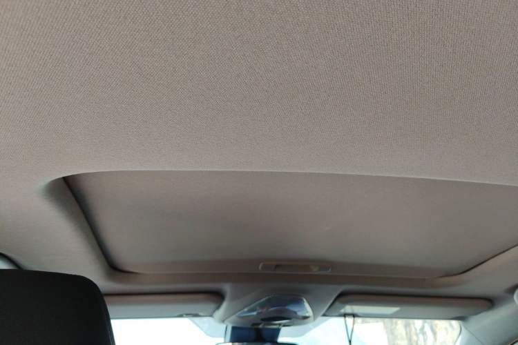 Used Toyota C-HR 2021 Dual-Motor 2.0L E-CVT Luxury Edition Headliner