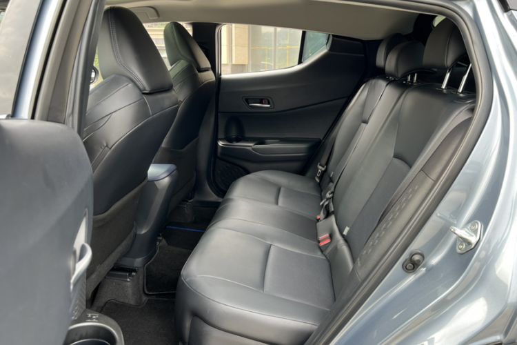 Used Toyota C-HR 2021 2.0L Luxury Edition Interior 1