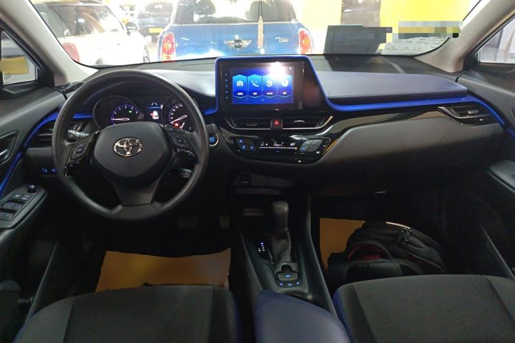 Used Toyota C-HR 2021 2.0L Comfort Edition Interior 2