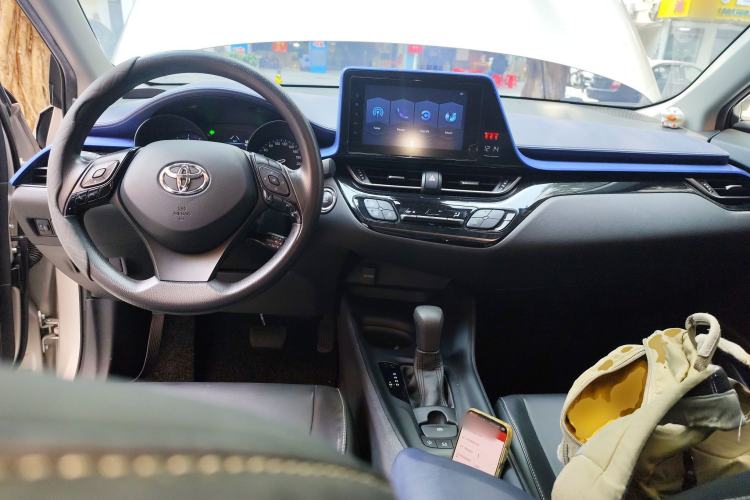 Used Toyota C-HR 2021 2.0L Comfort Edition Interior 2