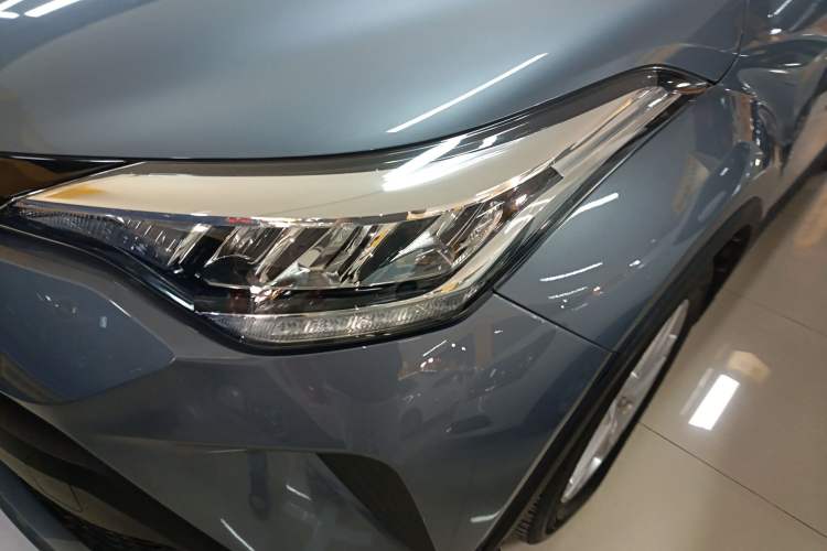 Used Toyota C-HR 2021 2.0L Comfort Edition Left Front Headlight