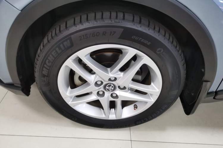 Used Toyota C-HR 2021 2.0L Comfort Edition Left Front Wheel Hub