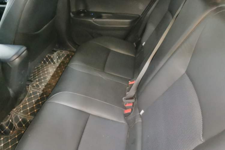 Used Toyota C-HR 2021 2.0L Luxury Edition Left Rear Seat
