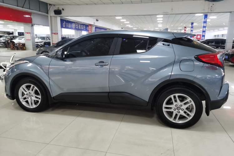 Used Toyota C-HR 2021 2.0L Comfort Edition Left Side