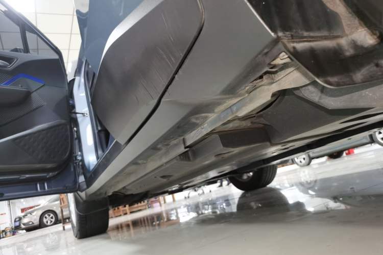 Used Toyota C-HR 2021 2.0L Comfort Edition Left Side Sill