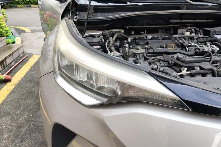 Used Toyota C-HR 2021 2.0L Comfort Edition Right Front Headlight