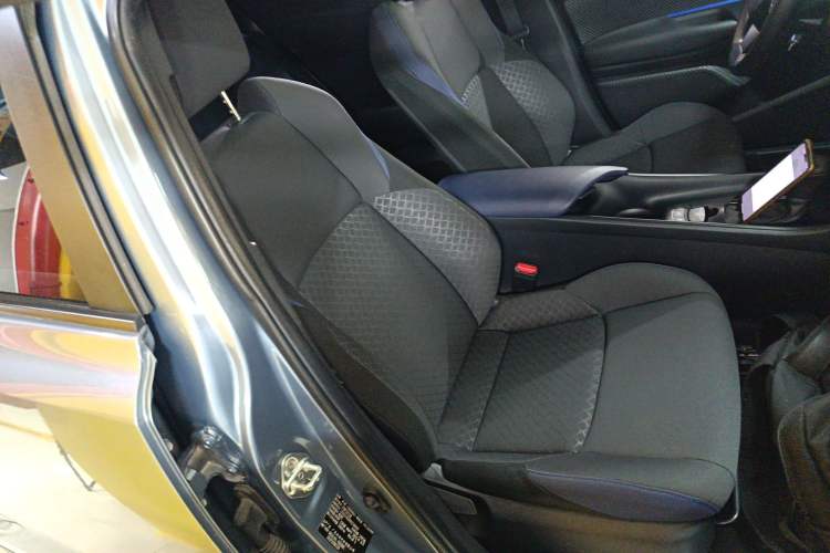 Used Toyota C-HR 2021 2.0L Comfort Edition Right Front Seat