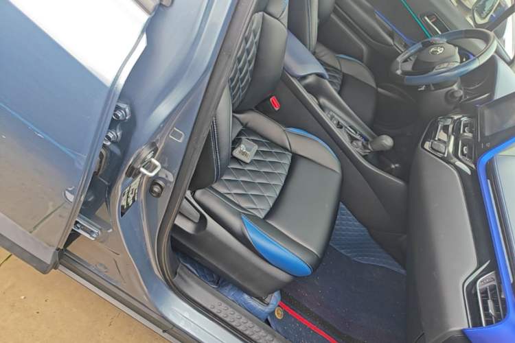 Used Toyota C-HR 2021 2.0L Comfort Edition Right Front Seat