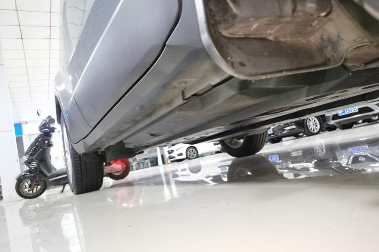 Used Toyota C-HR 2021 2.0L Comfort Edition Right Side Sill