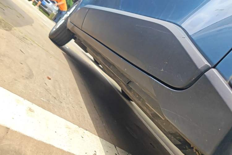 Used Toyota C-HR 2021 2.0L Comfort Edition Right Side Sill