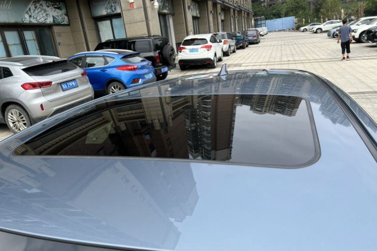 Used Toyota C-HR 2021 2.0L Luxury Edition Roof