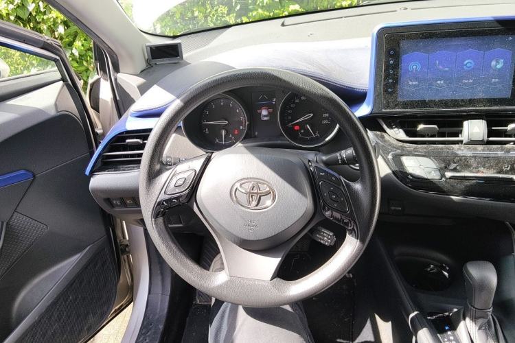 Used Toyota C-HR 2021 2.0L Comfort Edition Steering Wheel