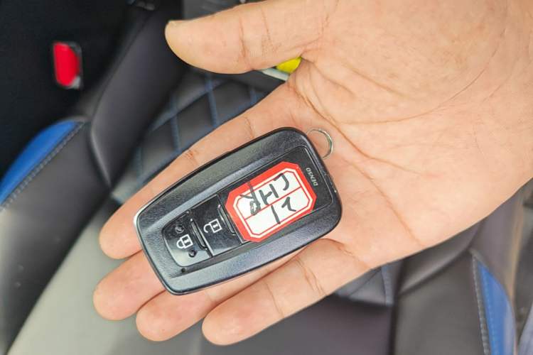 Used Toyota C-HR 2021 2.0L Comfort Edition Vehicle Key