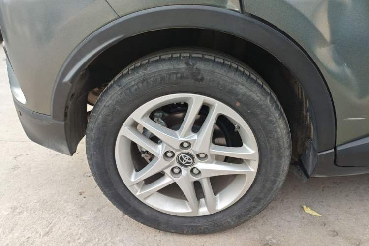 Used Toyota C-HR 2021 2.0L Comfort Edition Exterior 5
