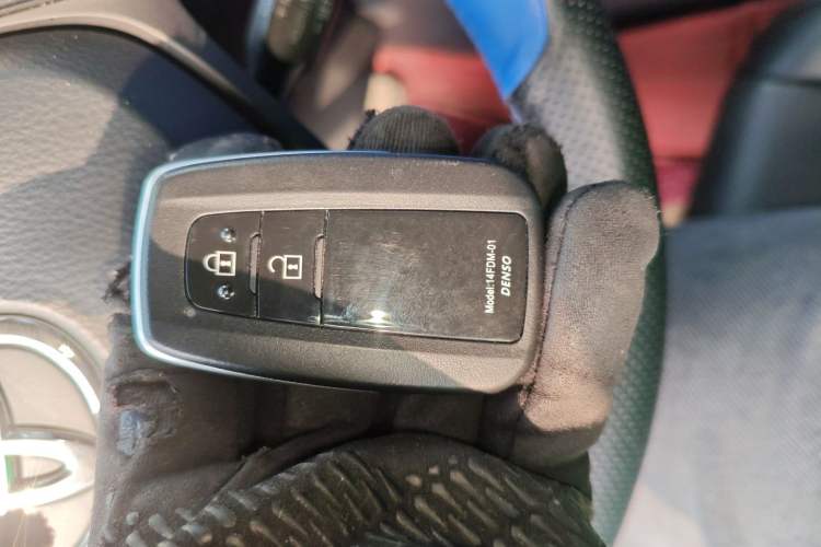 Used Toyota C-HR 2021 2.0L Comfort Edition Interior 1