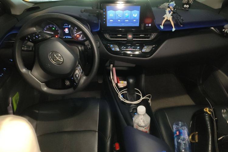 Used Toyota C-HR 2021 2.0L Comfort Edition Center Console