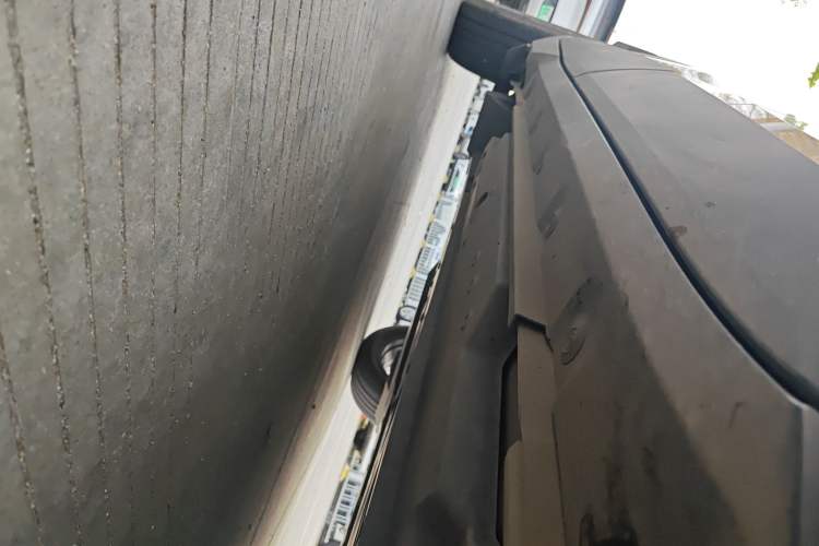 Used Toyota C-HR 2021 2.0L Luxury Edition Chassis Front Right