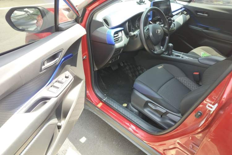 Used Toyota C-HR 2021 2.0L Comfort Edition Driver Seat