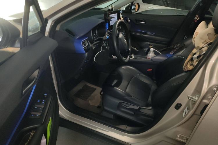 Used Toyota C-HR 2021 2.0L Comfort Edition Driver Seat