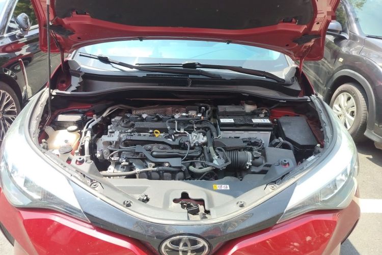 Used Toyota C-HR 2021 2.0L Comfort Edition Engine Bay