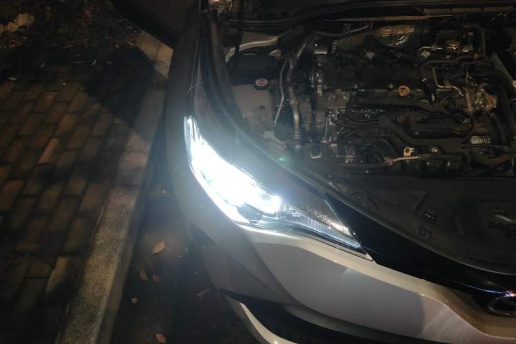 Used Toyota C-HR 2021 2.0L Comfort Edition Engine Bay Right