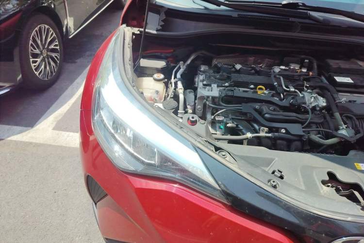 Used Toyota C-HR 2021 2.0L Comfort Edition Engine Bay Right