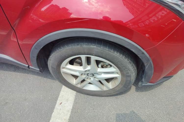 Used Toyota C-HR 2021 2.0L Comfort Edition Right Front Wheel Hub