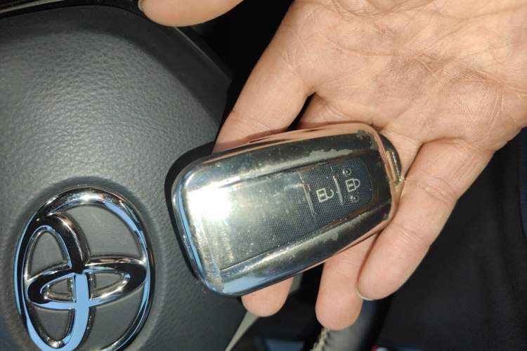 Used Toyota C-HR 2021 2.0L Comfort Edition Vehicle Key