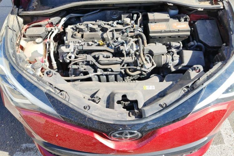Used Toyota C-HR 2021 2.0L Luxury Edition Engine Bay