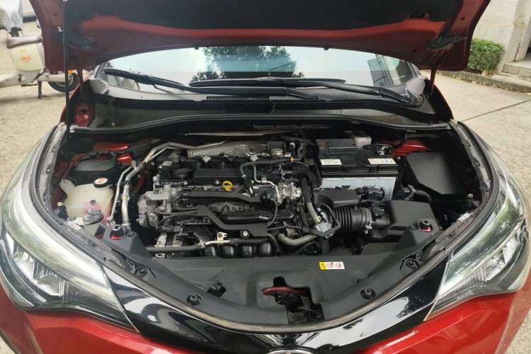 Used Toyota C-HR 2021 2.0L Comfort Edition Engine Bay