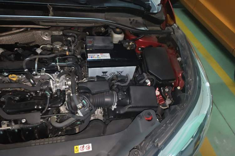 Used Toyota C-HR 2021 2.0L Comfort Edition Engine Bay Left