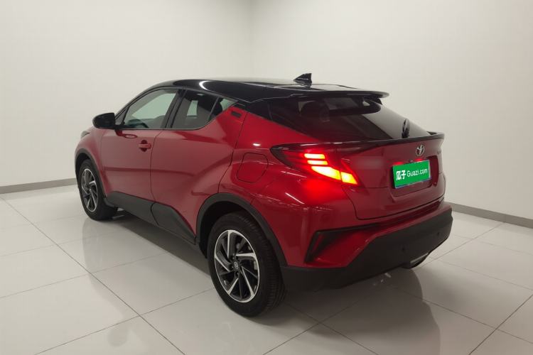Used Toyota C-HR 2021 2.0L Luxury Edition Exterior 2