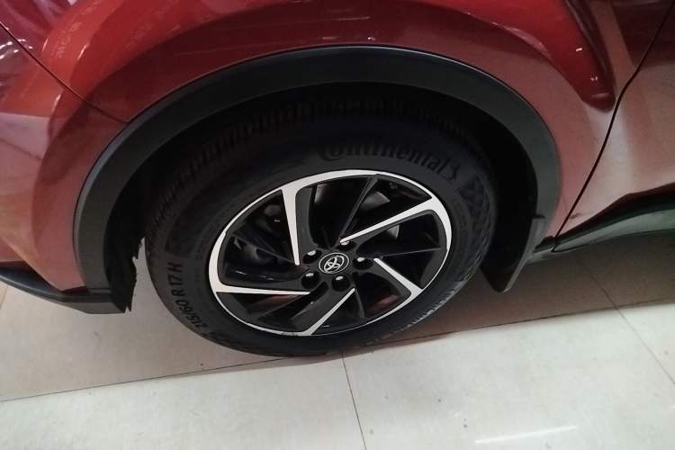 Used Toyota C-HR 2021 2.0L Luxury Edition Exterior 4