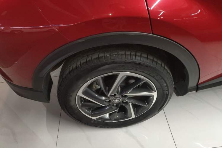 Used Toyota C-HR 2021 2.0L Luxury Edition Exterior 5