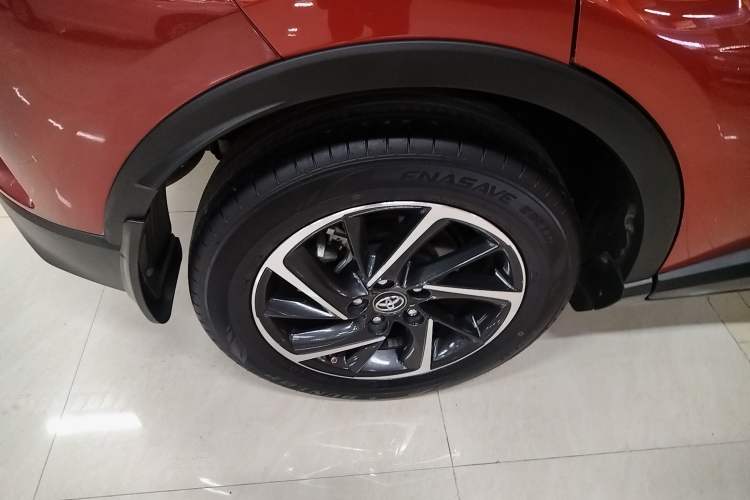 Used Toyota C-HR 2021 2.0L Luxury Edition Exterior 5