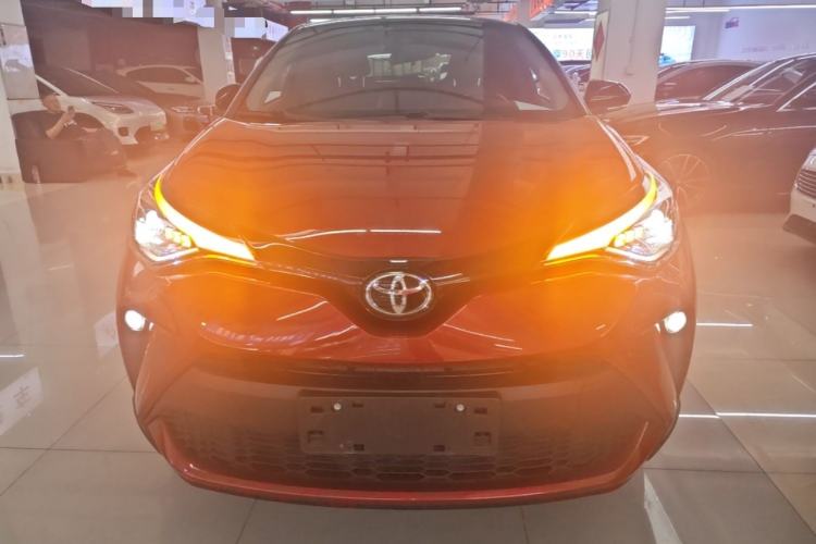 Used Toyota C-HR 2021 2.0L Luxury Edition Front