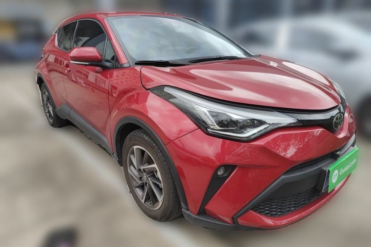 Used Toyota C-HR 2021 2.0L Luxury Edition Front Right 45 Deg
