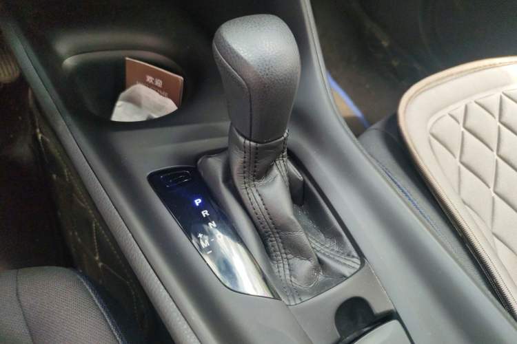 Used Toyota C-HR 2021 2.0L Comfort Edition Gear Lever