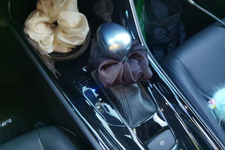 Used Toyota C-HR 2021 2.0L Luxury Edition Gear Lever