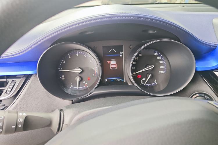 Used Toyota C-HR 2021 2.0L Comfort Edition Interior 4